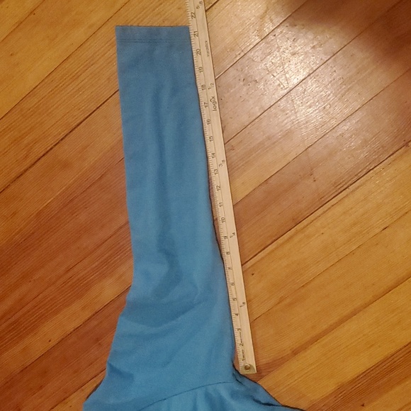 Patagonia Fitz Roy Bison Lightweight Crew Sweatshirt in Mako Blue. Men's Medium - Picture 13 of 13